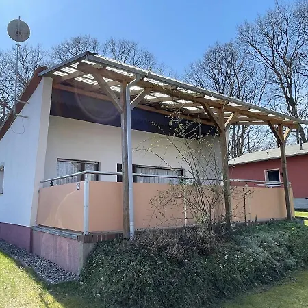 Semesterbostad Gemuetlicher An Der Mecklenburgischen Seenplatte Jabel