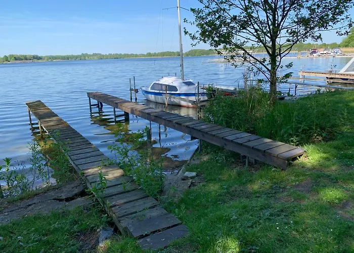 Semesterbostad Gemuetlicher An Der Mecklenburgischen Seenplatte *